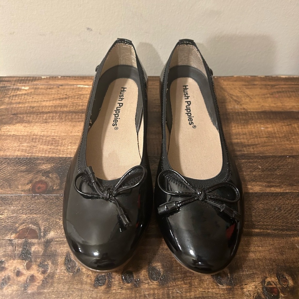 Hush Puppies Kids Sz 2.5 Black Josie Ballet Patent Flat Slip Ons with Bows